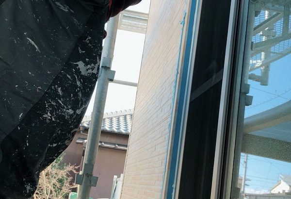 東京都立川市　外壁塗装　付帯部塗装　雨戸　下地処理　オートンイクシード