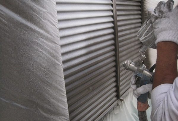東京都立川市　外壁塗装　付帯部塗装　雨戸　吹き付け工法　水谷ペイント　ナノコンポジット