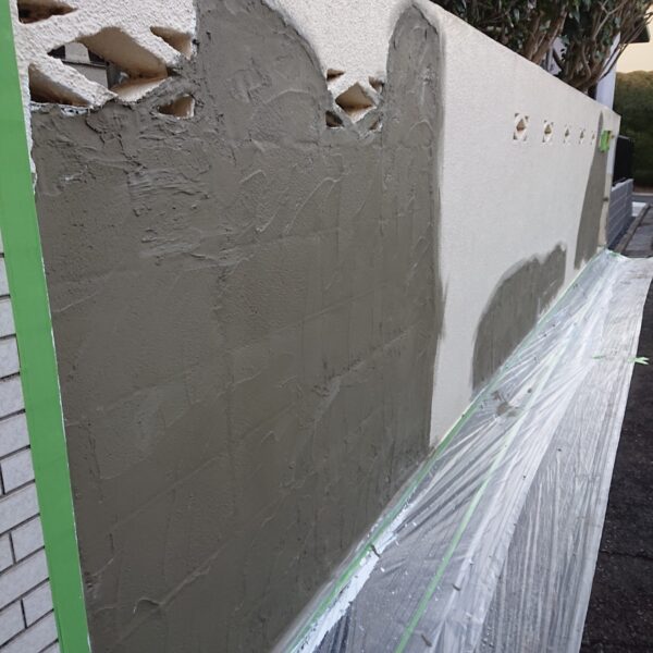 東京都国分寺市　外壁塗装　外塀塗装　塗装前の下地補修