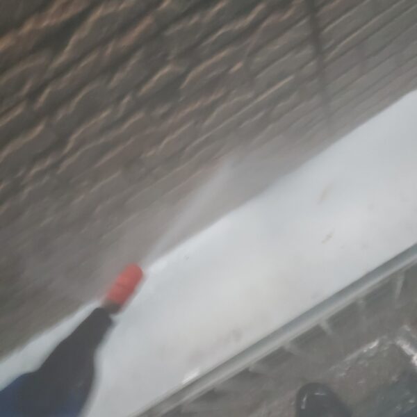 東京都国立市　屋根・外壁塗装工事　養生～高圧洗浄作業