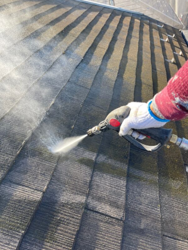 東京都立川市　Y様邸　屋根塗装工事　下地処理　高圧洗浄
