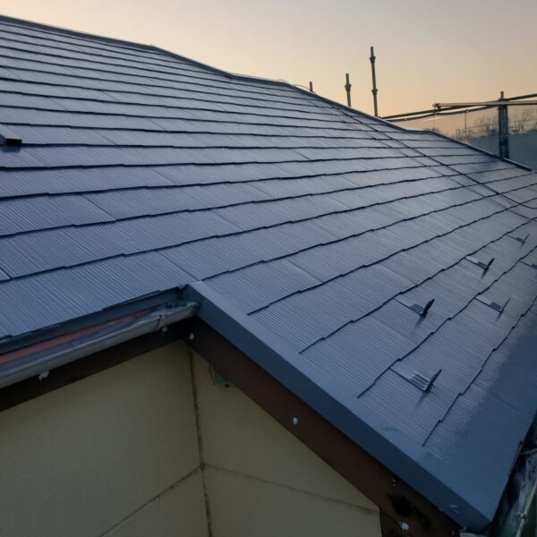 東京都国立市　Y様邸　屋根塗装工事　高圧洗浄～ひび割れ補修～下塗り塗装