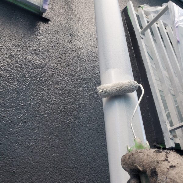 東京都国分寺市　M様邸　外壁塗装工事　付帯部塗装　縦樋のケレン～施工完了