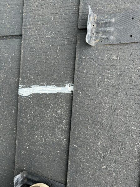 東京都立川市　K様邸　屋根塗装工事　クラック補修