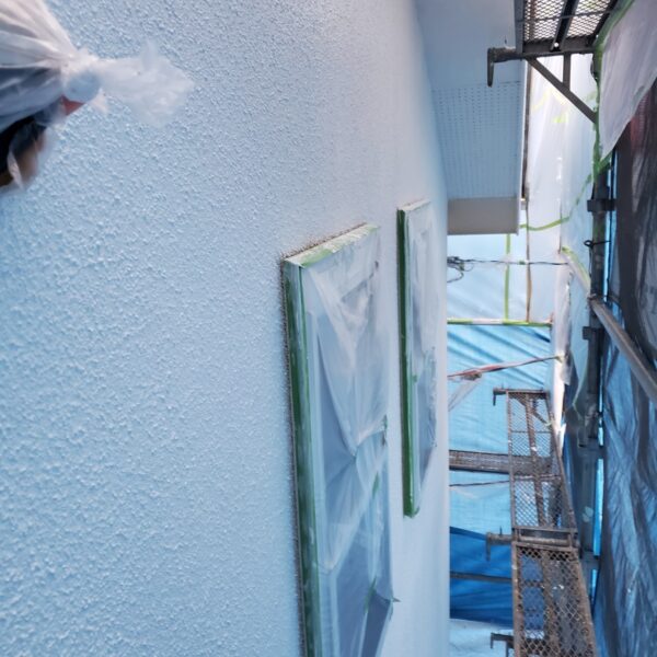東京都国分寺市　Y様邸　外壁塗装工事　下塗り塗装