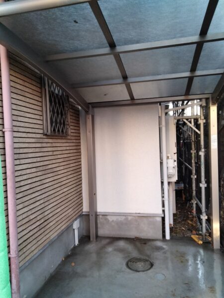 東京都立川市　K様邸　外壁塗装工事　下地処理　高圧洗浄作業