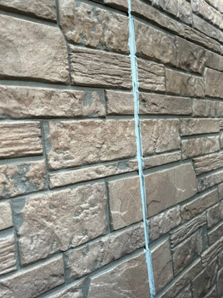 東京都国分寺市　H様邸　外壁塗装工事　下地処理　シーリングの打ち替え