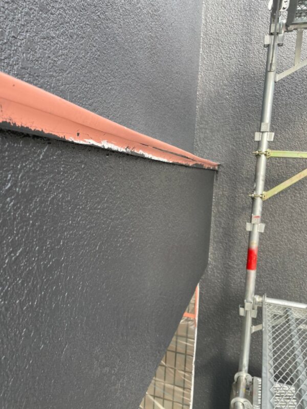 東京都国立市　A様邸　外壁塗装工事　中塗り～上塗り　施工完了しました