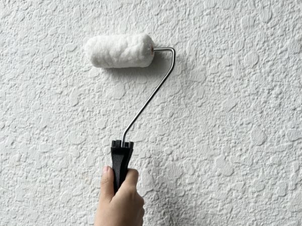 外壁塗装における下塗り・中塗り・上塗りの役割とは？