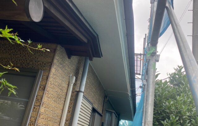 東京都国分寺市　I様邸　外壁塗装工事　付帯部塗装　破風板の塗装は必要？
