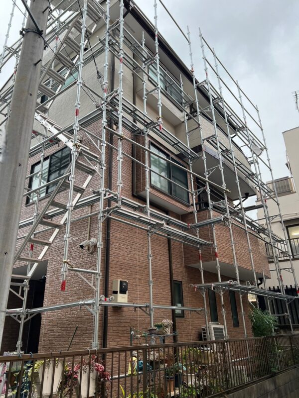 東京都立川市　K様邸　屋根塗装・外壁塗装　足場解体の際の注意点