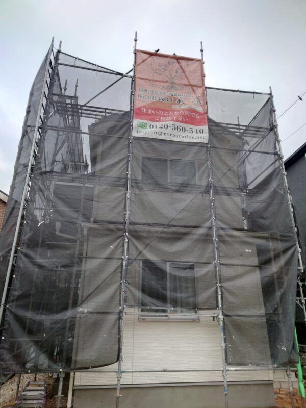 東京都立川市　T様邸　屋根・外壁塗装　塗装工事で不可欠な足場を設置しました！
