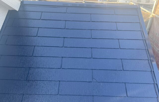 東京都立川市　T様邸　屋根塗装工事　中塗り～上塗りで仕上げ塗装をおこないました！