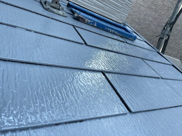 東京都立川市 T様邸 屋根塗装工事 まずは下塗りからスタート!