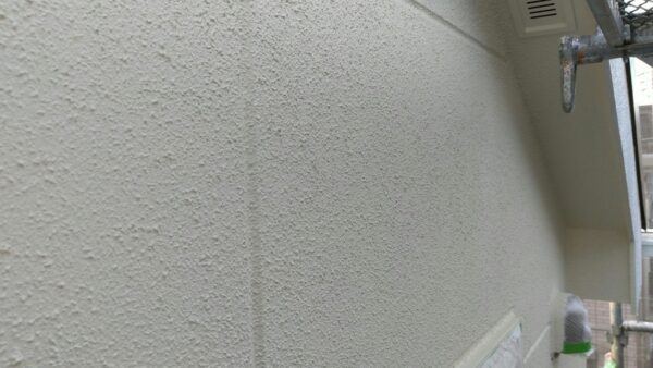 東京都国分寺市　F様邸　外壁塗装工事　中塗りって必要？