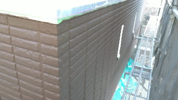 東京都国分寺市　F様邸　外壁塗装工事　中塗りって必要？