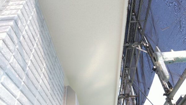 東京都国分寺市 F様邸 外壁塗装工事 軒天塗装は建物の劣化防止のために不可欠