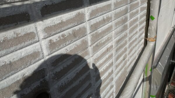 東京都国分寺市　F様邸　外壁塗装工事　下塗りの重要な役割とは？