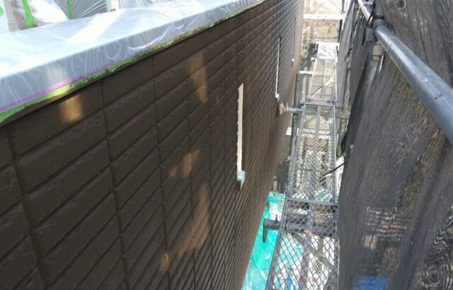 東京都国分寺市　F様邸　外壁塗装工事　上塗りで美観と耐久性を高めて完工しました！