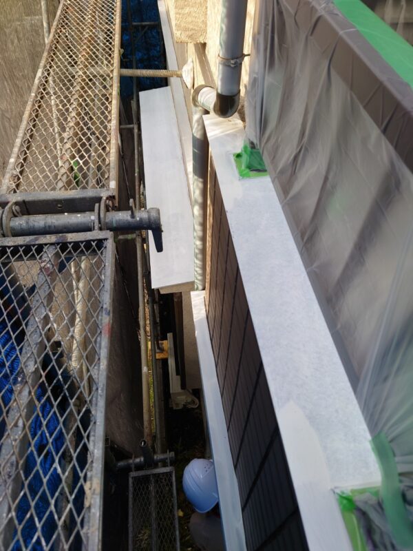 東京都国分寺市 M様邸 外壁塗装工事 付帯部塗装 錆止め塗装~仕上げ塗装をおこないました!