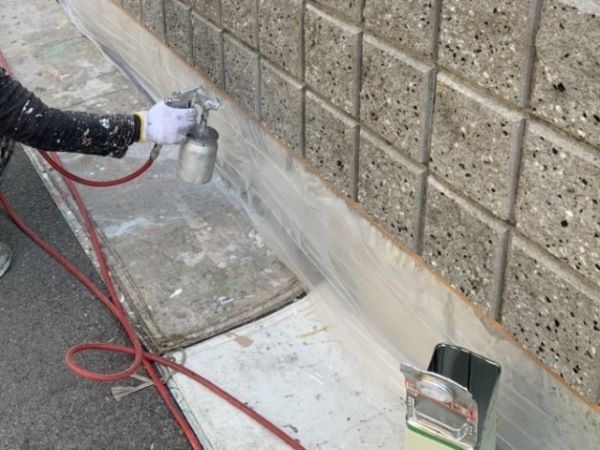 外壁塗装の方法とは?塗装が必要な理由や各工程のポイントを解説