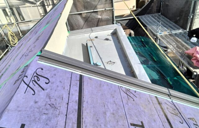 東京都立川市　K様邸　屋根カバー工事　ルーフィングの正しい施工手順とは？