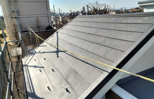 東京都立川市　K様邸　屋根カバー工事　新しい屋根材に適しているのは？