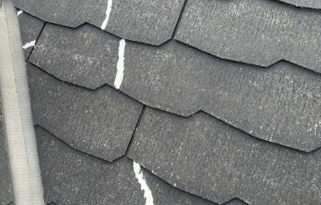 東京都武蔵村山市　U様邸　屋根塗装工事　ひび割れを放置すると危険？