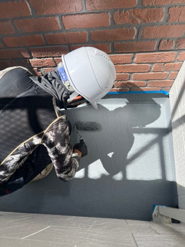 東京都国分寺市 Y様邸 ベランダ防水工事 防水材・トップコート塗布で完工