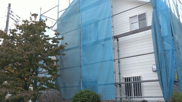 東京都立川市 U様邸 外壁塗装工事 上塗り完了して足場解体をおこないました!