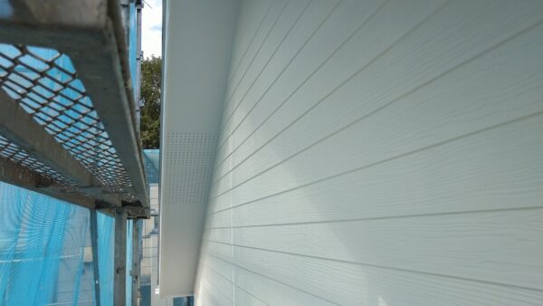 東京都立川市 U様邸 外壁塗装工事 上塗り完了して足場解体をおこないました!