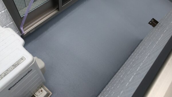 東京都国分寺市 S様邸 防水工事 雨漏りしやすいベランダには防水処理が不可欠!