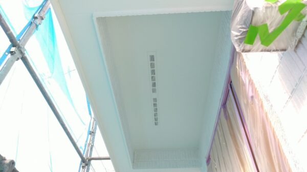 東京都国分寺市 S様邸 外壁塗装工事 付帯部塗装 雨樋と軒天の役割とは?