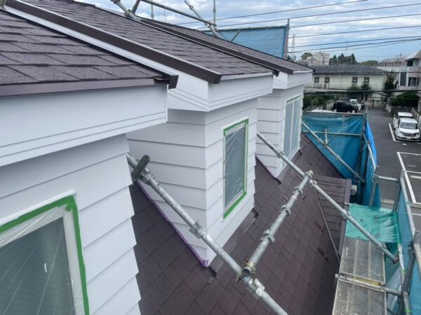 東京都立川市 N様邸 屋根塗装工事 中塗りってどんな作業?