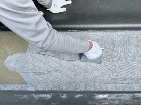 長尺シートとは?メリットや廊下・階段に向いている理由